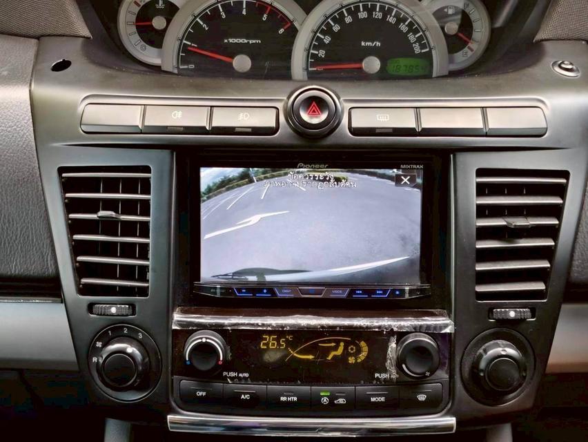 Ssangyong Stavic SV270 เครื่องดีเซล 2.8 เกียร์ Auto สีขาวมุก ปี 2010 13