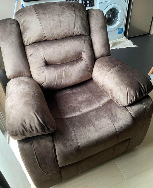 ส่งต่อเก้าอี้ recliner สีน้ำตาล