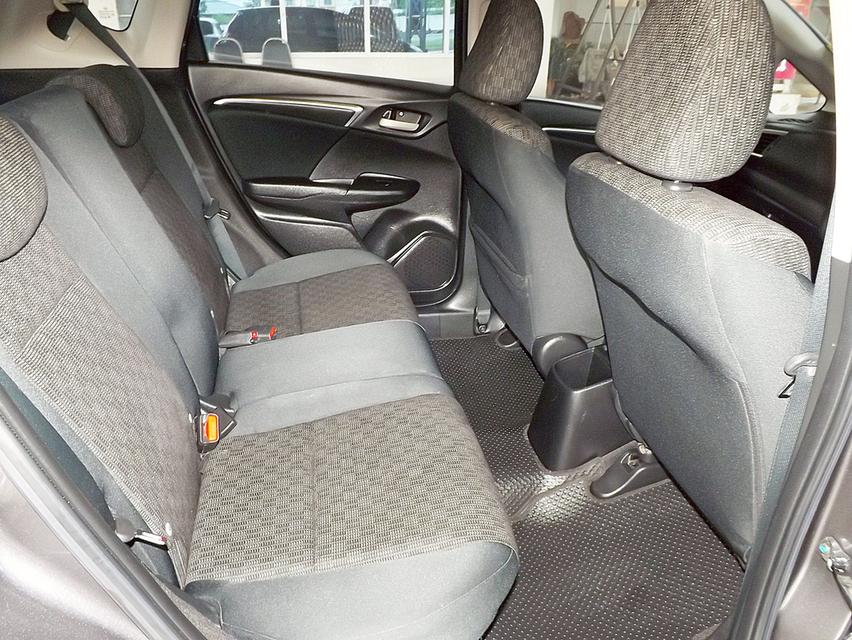 รหัสรถ KCY7890 HONDA JAZZ GK 1.5V PLUS AUTO ปี 2015 12