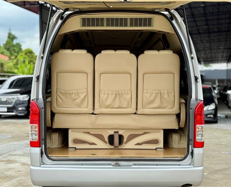 TOYOTA COMMUTER 3.0 D4D 2017 18