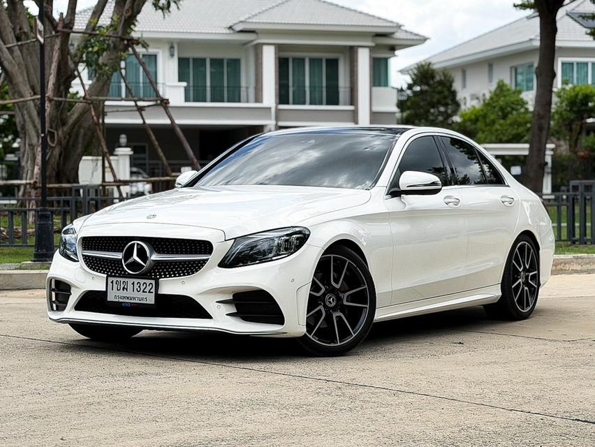 Benz C220d AMG Dynamic รุ่น Top ดีเซลล้วน W205 ปี 2020 หลังคาแก้ว ใช้งานน้อย 9 หมื่นโล