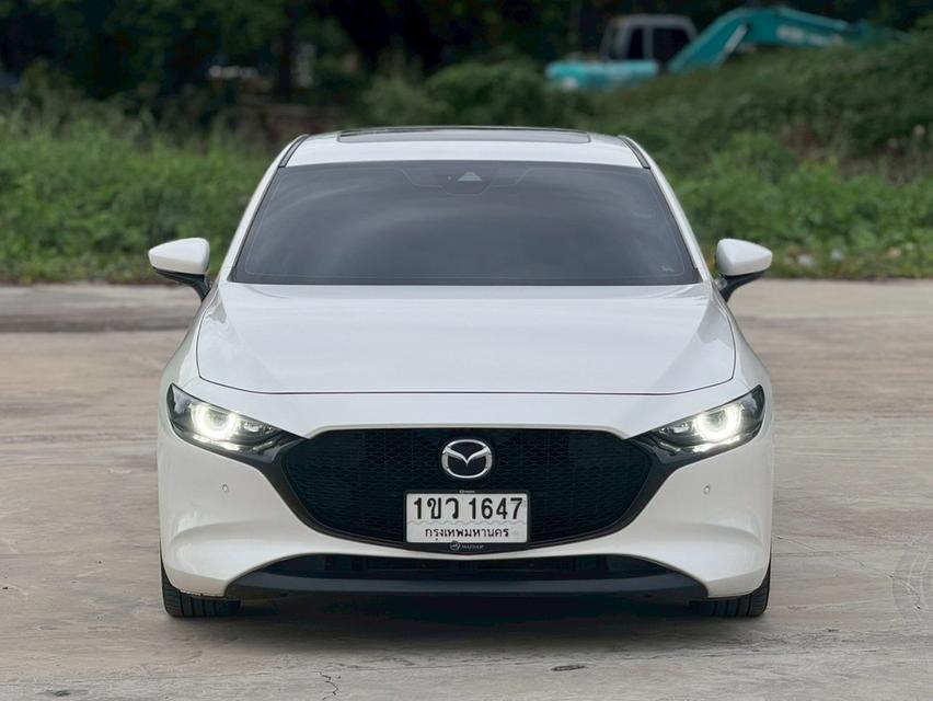 MAZDA 3 SKYACTIVE Hatch 5dr  100th TOP  Sports SA 6sp FWD 2.0i Y2021 สีขาว  เกียรออโต้  4