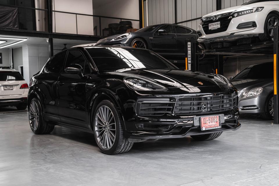 Cayenne Coupe Black