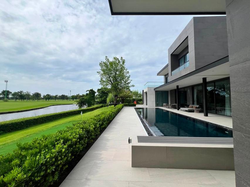 A private pool villa ในสนามกอล์ฟกรีนวัลเล่ย์ บางนา ที่ดิน: เนื้อที่ 420 ตรว. (1 ไร่ 20 วา)อายุบ้าน: เพียง 2 ปี สภาพยังใหม่มาก 9