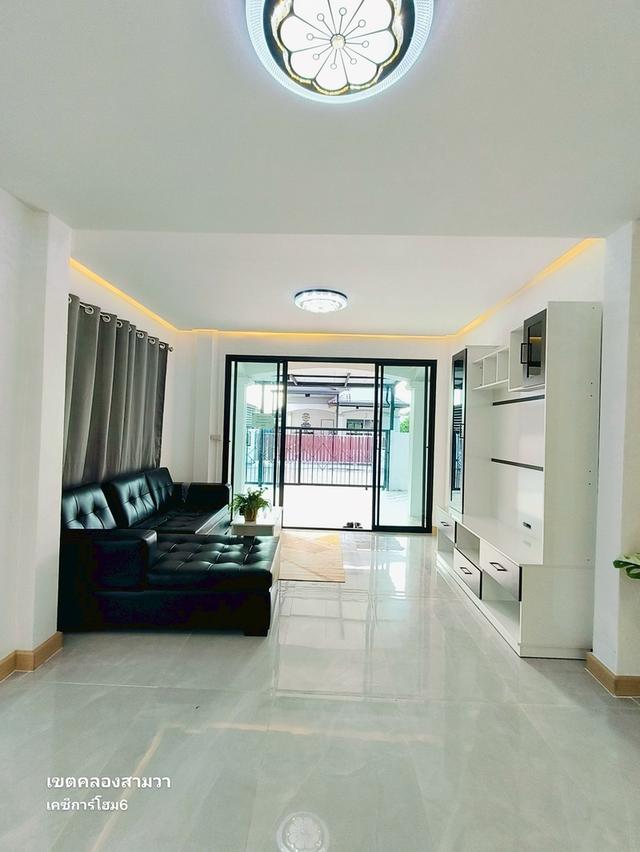 บ้านเดี่ยวมีนบุรี  คลองสามวา  นิมิตใหม่  หมู่บ้านเคซีการ์เด้นโฮม 6 บ้าน 4 ห้องนอน มีห้องนอนชั้นล่าง นัดชมบ้าน 085-318-6868 คุณวา 16