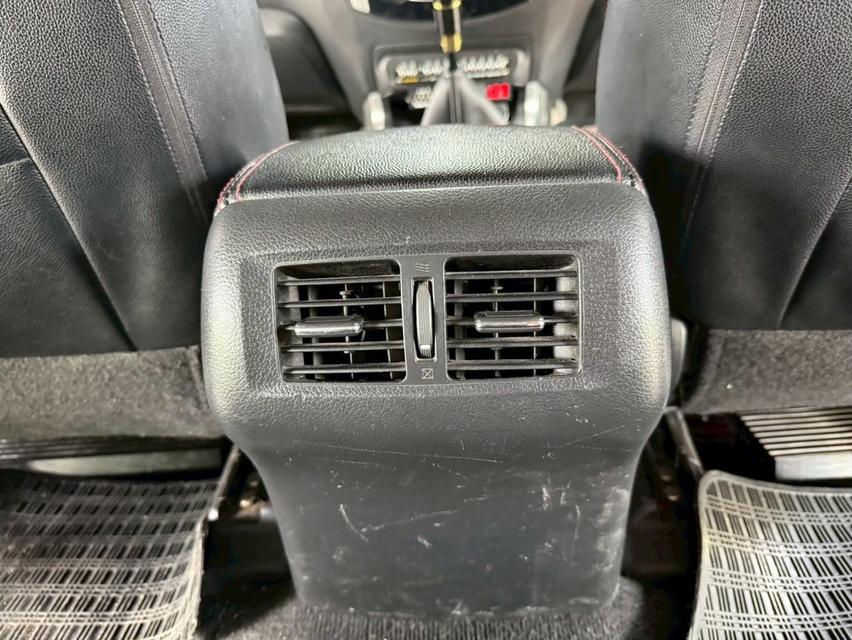 🔥ฟรีดาวน์ รถกระบะ 4ประตู เกียร์ธรรมดา รถสวยมือเดียว พร้อมใช้  Nissan NAVARA NP300 Double Cab 2.5 E Calibre MT ปี 2016 14