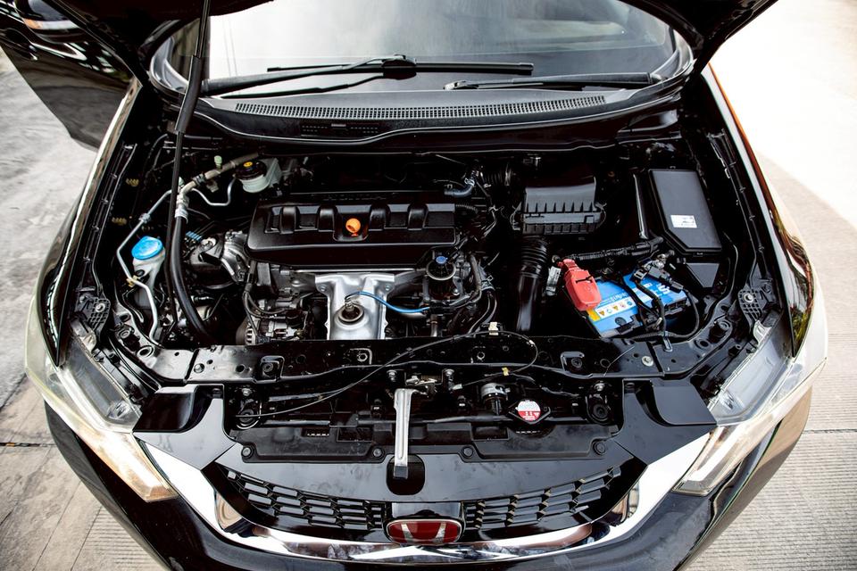 Honda Civic Fb 1.8E Navi ปี 2013 เบาะไฟฟ้า มือเดียวป้ายแดง สีดำ 11