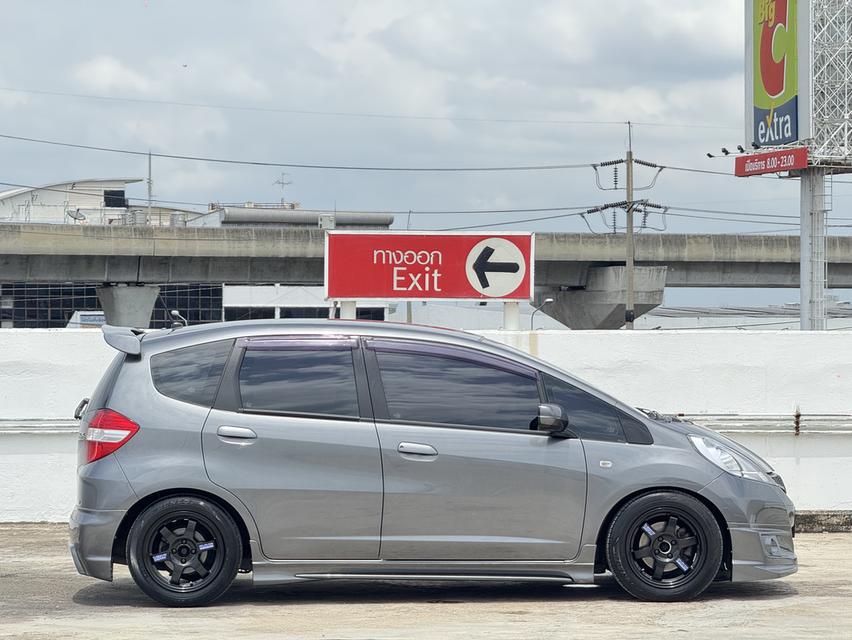 HONDA JAZZ GE 2012 AUTO V IVTEC รูปที่ 7