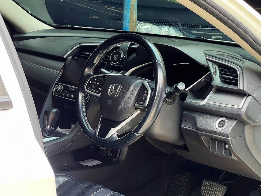 HONDA CIVIC FC 1.8 EL ตัวท็อป ปี 2018 รถมือเดียวออกห้าง เช็กศูนย์ครบ มีบุ๊กเซอร์วิส รูปที่ 7