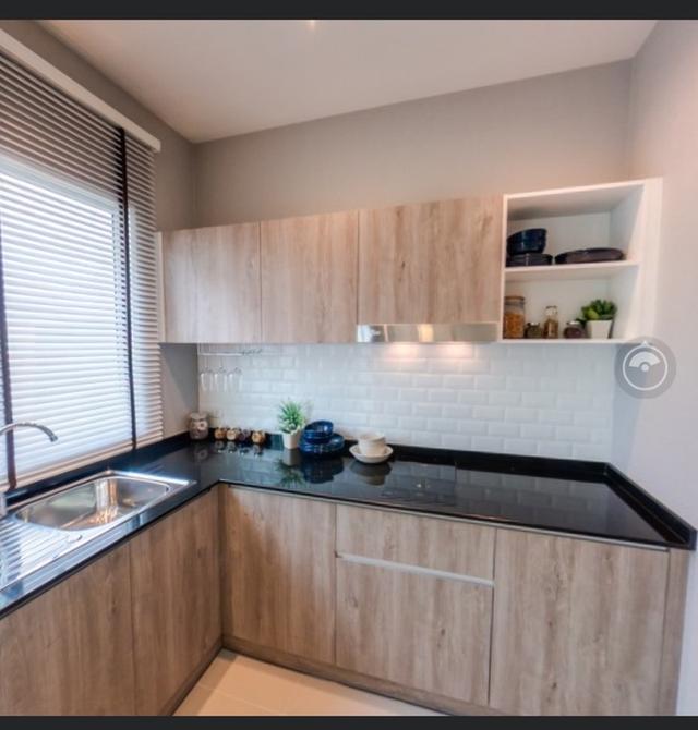 ทาวน์โฮม 2 ชั้น หน้ากว้าง 5.7 ม. 3 ห้องน้อน 3 ห้องน้ำ 5