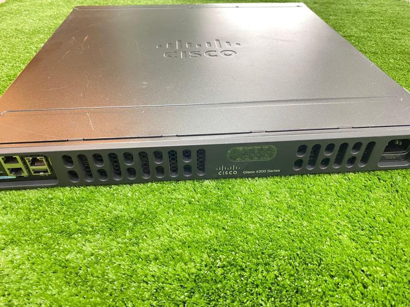 Cisco ISR4331/K9 Used 4