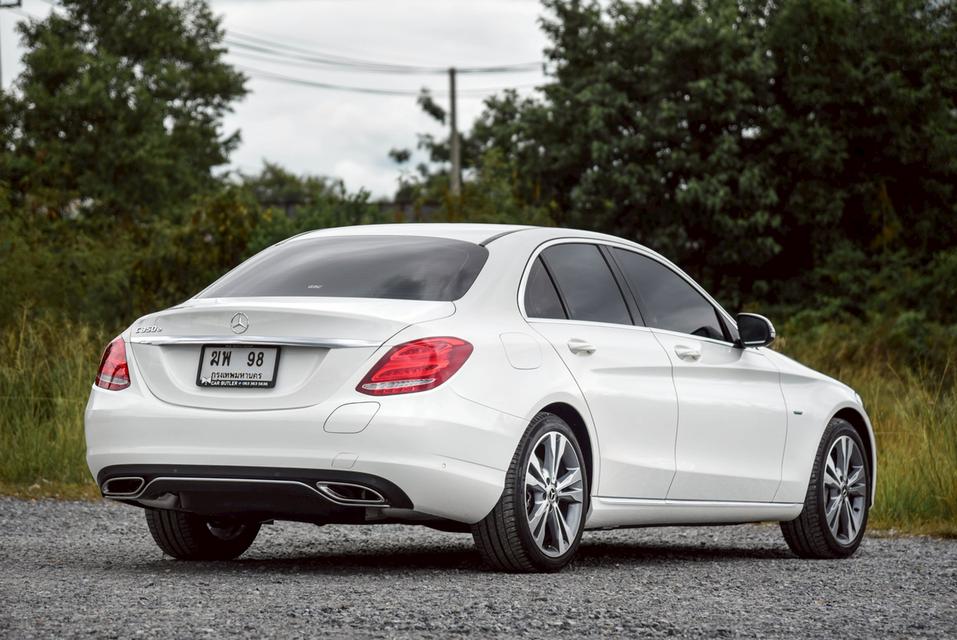 รหัสรถ CBL98 Mercedes-Benz C350e 2.0 Avantgarde [W205] AT 2018 3