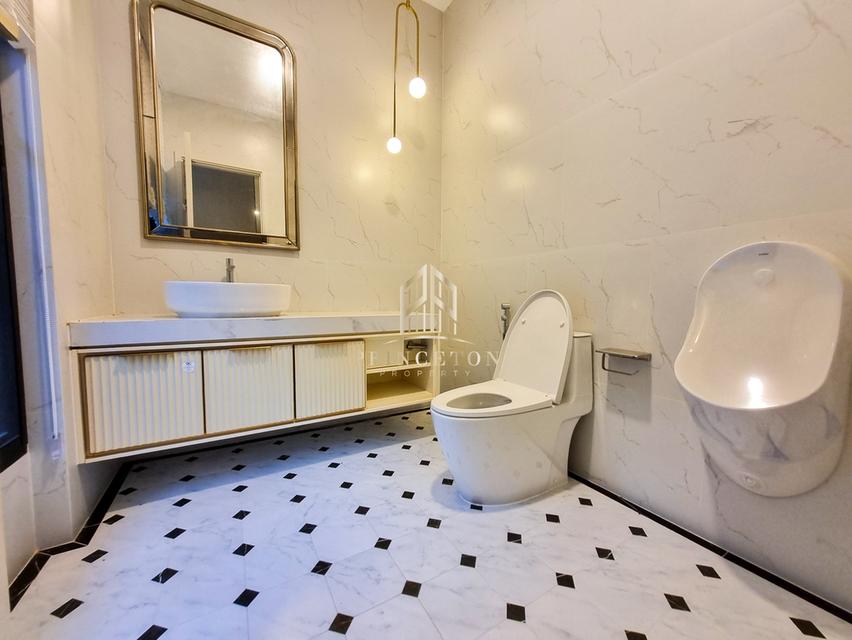 Luxury House For Sale or Rent Nantawan Rama 9 New Krungthep Kreetha 10