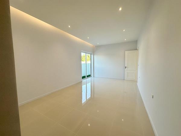 พูลวิลล่าโมเดิร์น 3 ห้องนอน 3.5 ห้องน้ำ สระเกลือส่วนตัว ในหัวหิน ใกล้ Black Mountain และรร.นานาชาติ โทร 0823664757 6