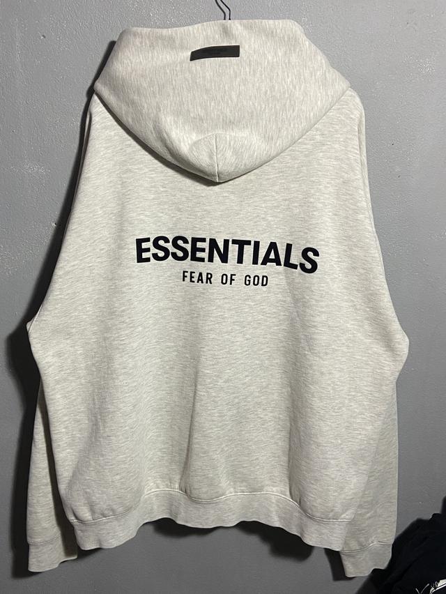 ESSENTIALS FEAR OF GOD รูปที่ 2