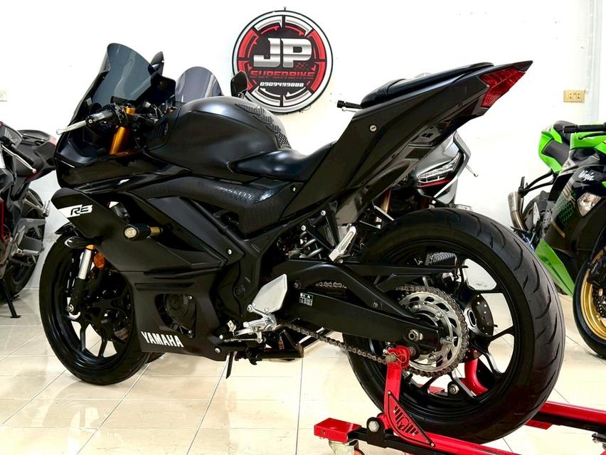 Yamaha R3
