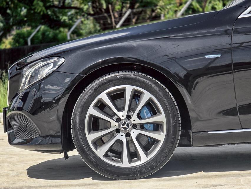 รหัสรถ CBL1411 🚗 Mercedes-Benz E350e Avantgarde 2.0 Plug-in Hybrid W213 ปี 2017