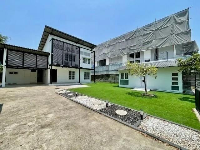 บ้านเดี่ยว 2 ชั้น MRT รามอินทรา40 600 ม. รร.สายอักษร 700 ม. หลังใหญ่ 4 นอน 4 น้ำ รามอินทรา 40-44 โรบินสัน รามอินทรา 1.5 