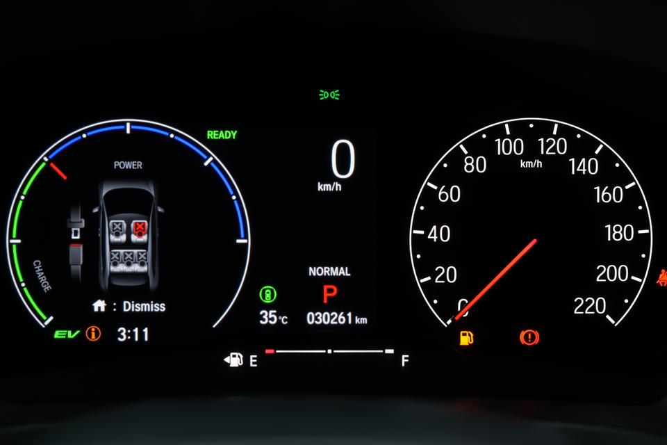 2024 HONDA HR-V 1.5 e:HEV RS SUV AT สีแดง-ดำ ไมล์ 30261 กม. 19