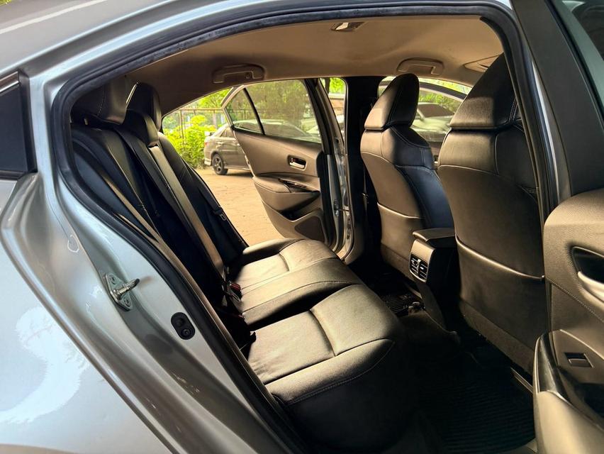 🚗 2021 Toyota Altis 1.8 Sport AT รูปที่ 16
