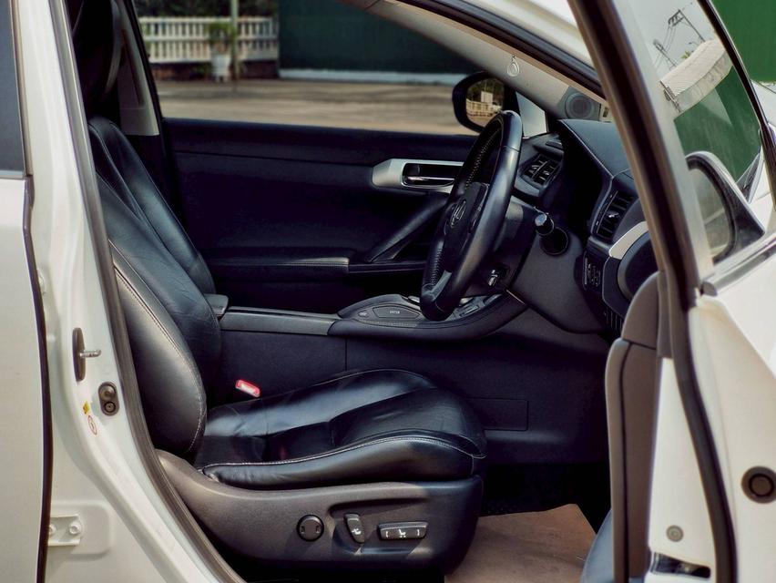 Lexus CT 200h F-Sport ปี 2011 ไมล์ 192,xxx km. รูปที่ 7