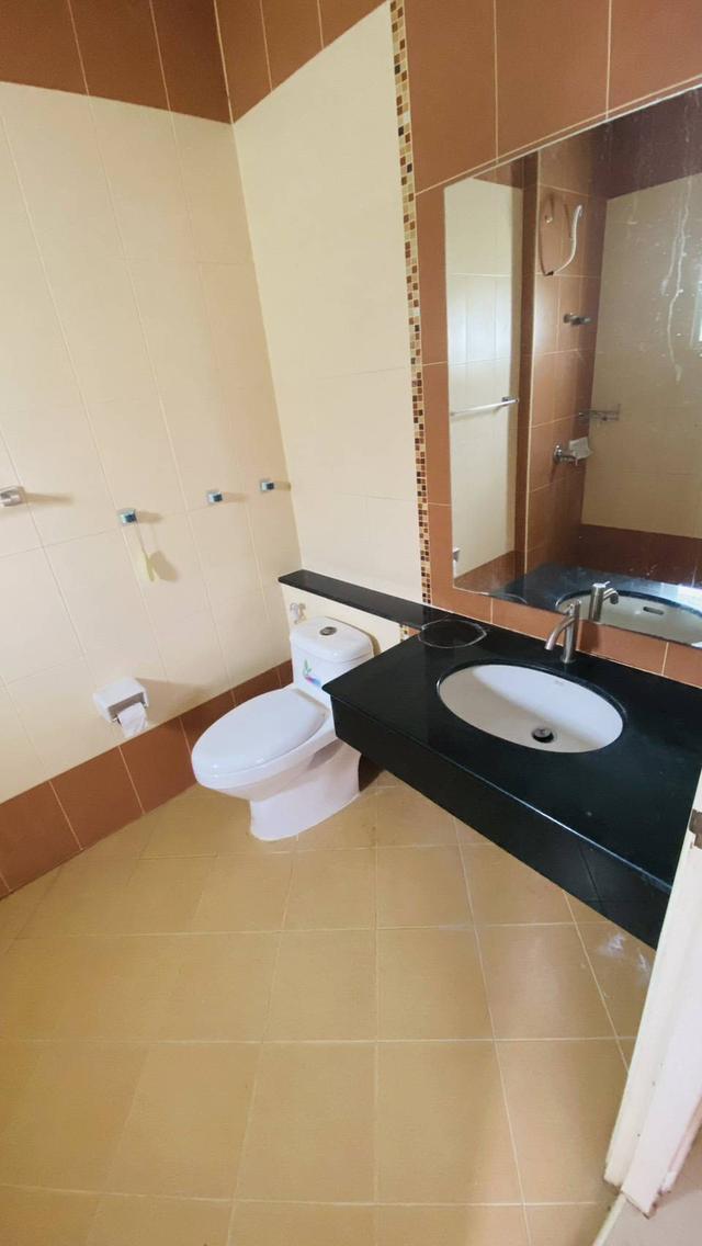 ขาย / เช่าบ้านเดี่ยว ตามสภาพ ชั้นเดียวใกล้สุขุมวิท ขนาด 58 ตร.วา 3 นอน 2 น้ำ ทำเลดีเดินทางสะดวก ( เลี้ยงสัตว์พันธุ์เล็กได้ ) 8