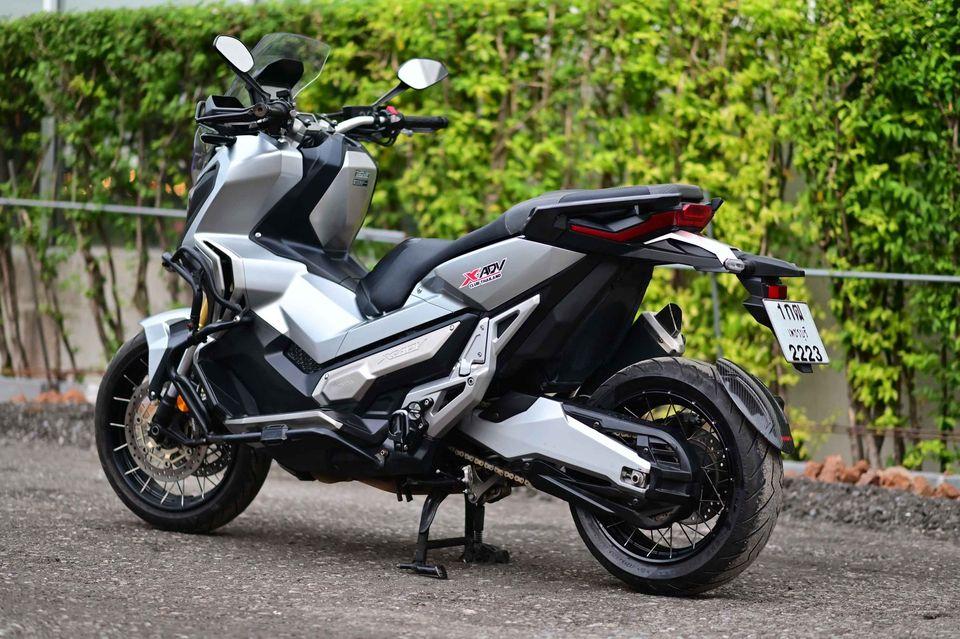 ขาย Honda X-Adv 750 จดทะเบียนปี 19 2