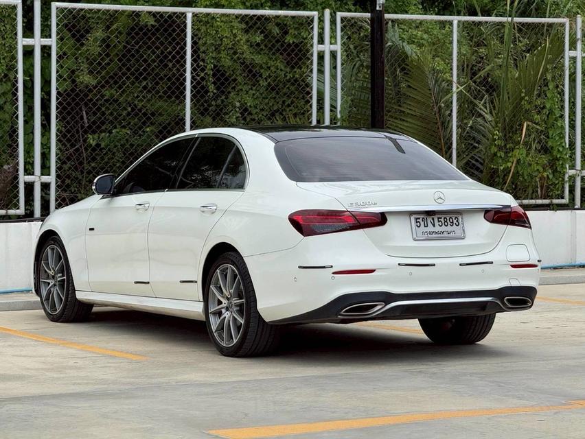 Mercedes Benz E300e AMG Dynamic Facelift (W213) รูปที่ 18