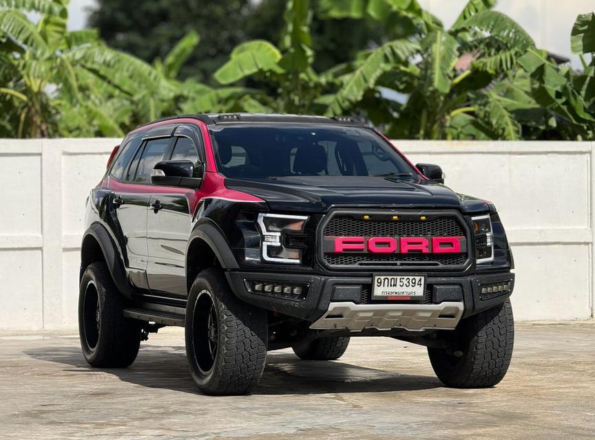 #FORD EVEREST 2.0 TURBO สีดำ เครื่องยนต์ดีเซล 2000 cc มาพร้อมชุดแต่งจัดเต็ม ปี2018เลขไมล์ 244,726โล-รถมือเดียวป้ายแดงลูกค้าซื้อสดมา✅✅ ราคาขาย 468,000