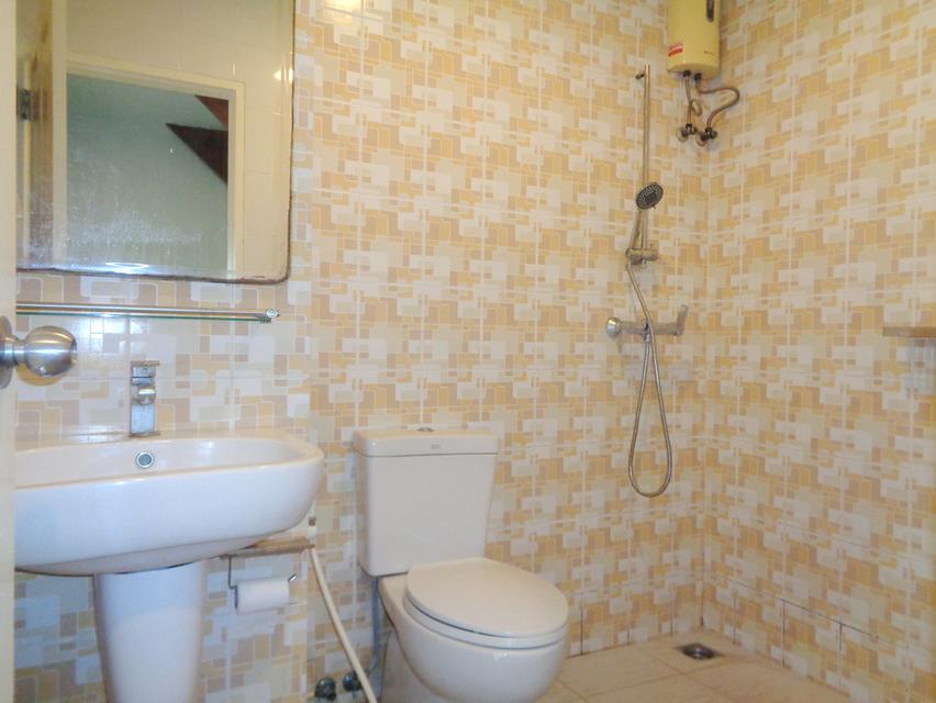 🚩 บ้านรีโนเวท ทาวน์โฮม 3 ชั้น 18 ตารางวา โครงการ เดอะ รีโน่ นวมินทร์ ติดห้างโลตัสนวมินทร์ 10