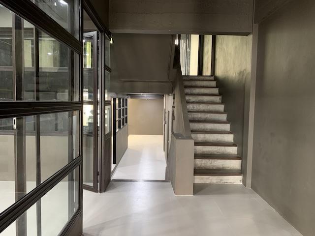 ให้เช่าโฮมออฟฟิศ 3 ชั้น 38 ตร.ว. ถนนพระราม 9 ซอย 19 สไตล์ LOFT ใกล้ทองหล่อ 2