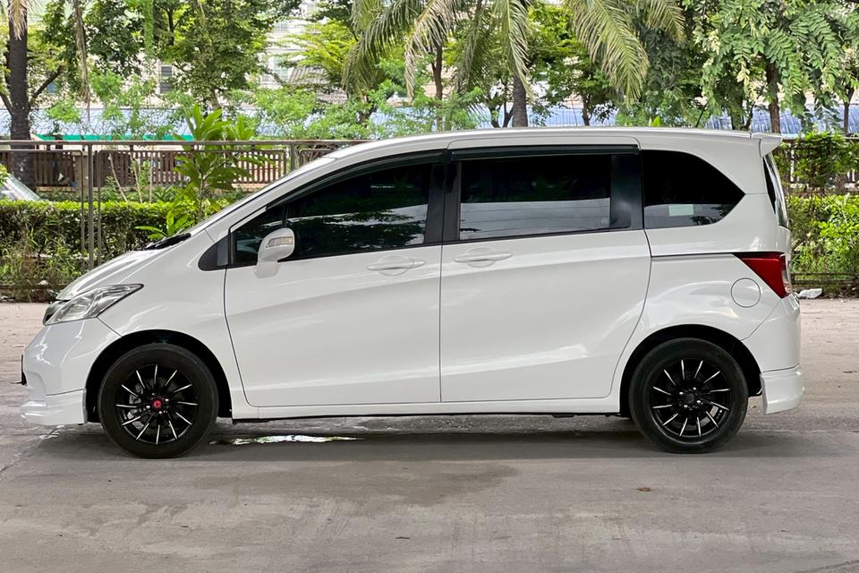 Honda FREED 1.5 EL AT ปี 2013 8