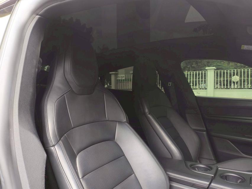 Porsche TAYCAN เปลี่ยนสัญญาผ่อนต่อ 9