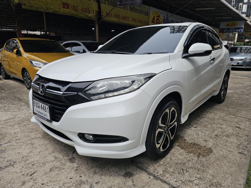 HONDA HR-V 1.8 E LIMITED CVT ปี 17 AT
