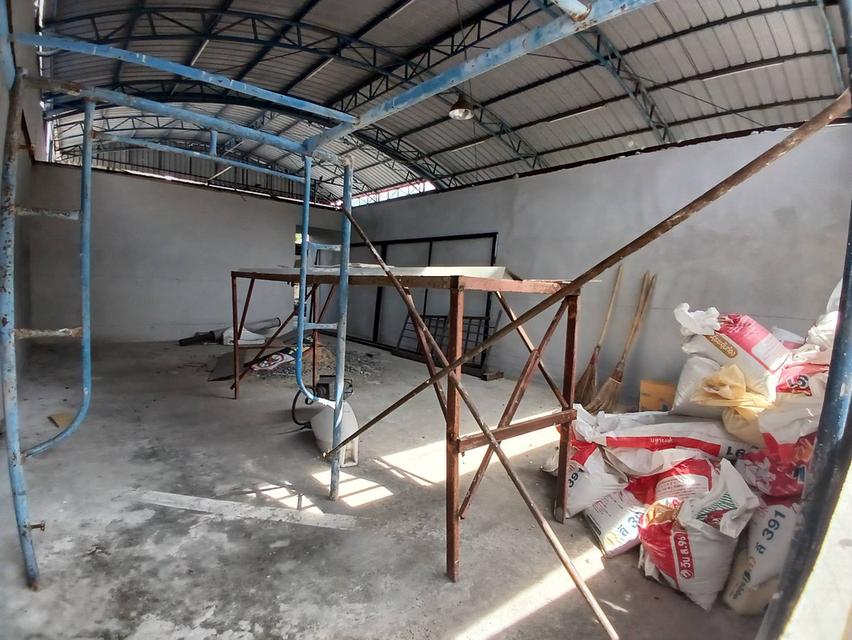 ให้เช่าโกดังซอยสุขุมวิท105 พื้นที่ 50 ตรว. โกดังลาซาล (N.1020) 9
