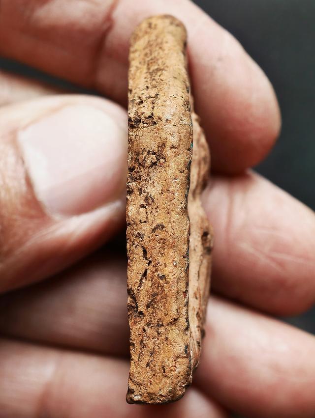 พระขุนแผนพิมพ์ห้าเหลี่ยมอกเล็ก กรุวัดบ้านกร่าง สุพรรณบุรี....เก่าๆ 10