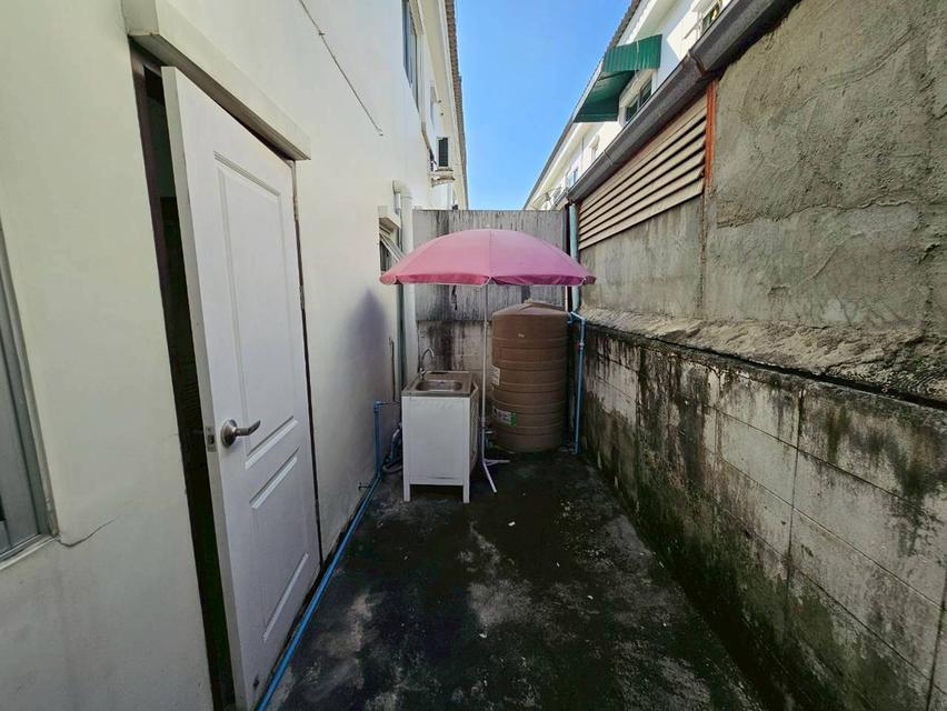 ขายด่วน ทาวน์โฮม โนโววิลล์ ลำลูกกา คลอง 2 12