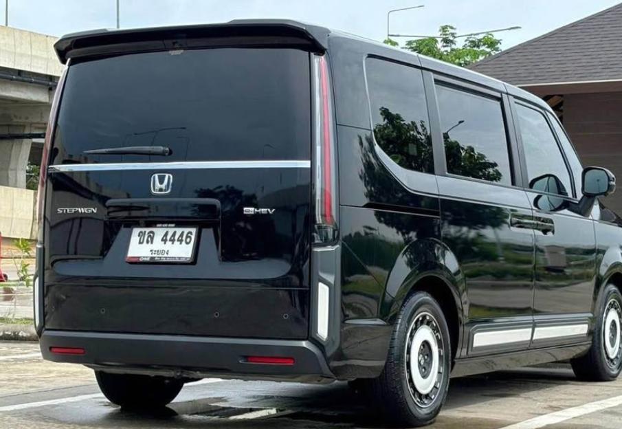 Honda Stepwagon สภาพดี 6