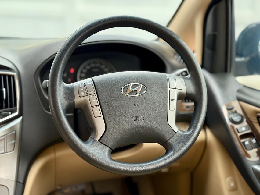 HYUNDAI H1 ELITE  2019   8