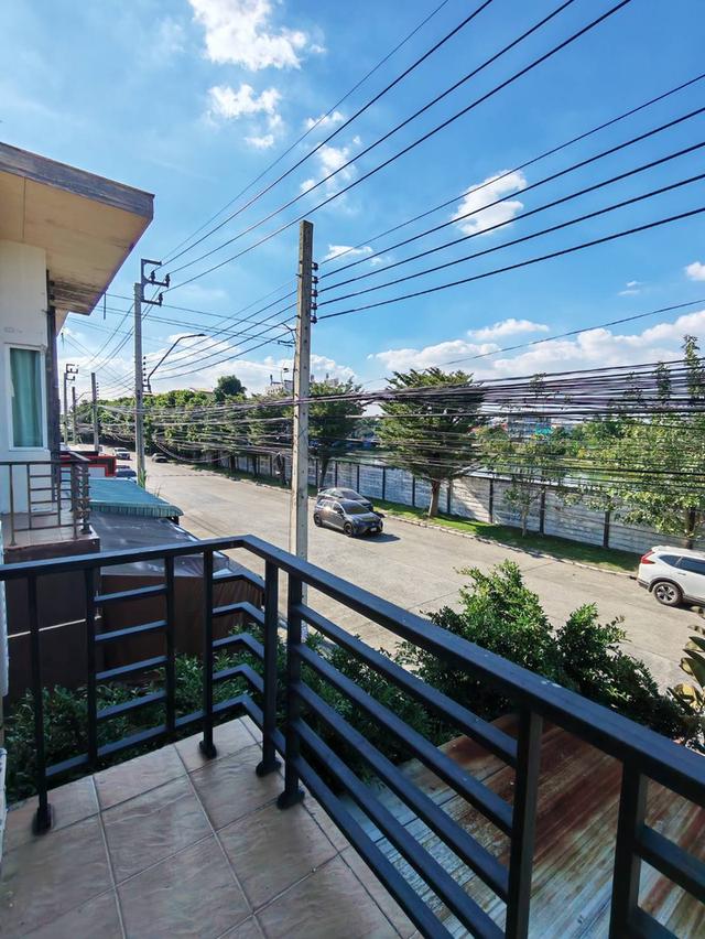 บ้านทาวน์โฮม​ กัสโต้​รามคำำ​แห​ง 9