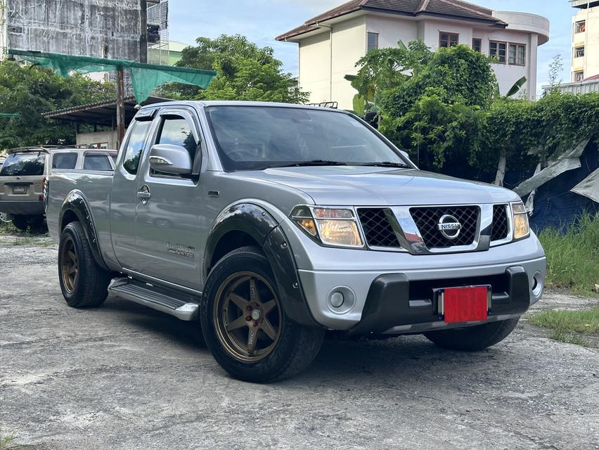 Nissan navara 2.5 SE