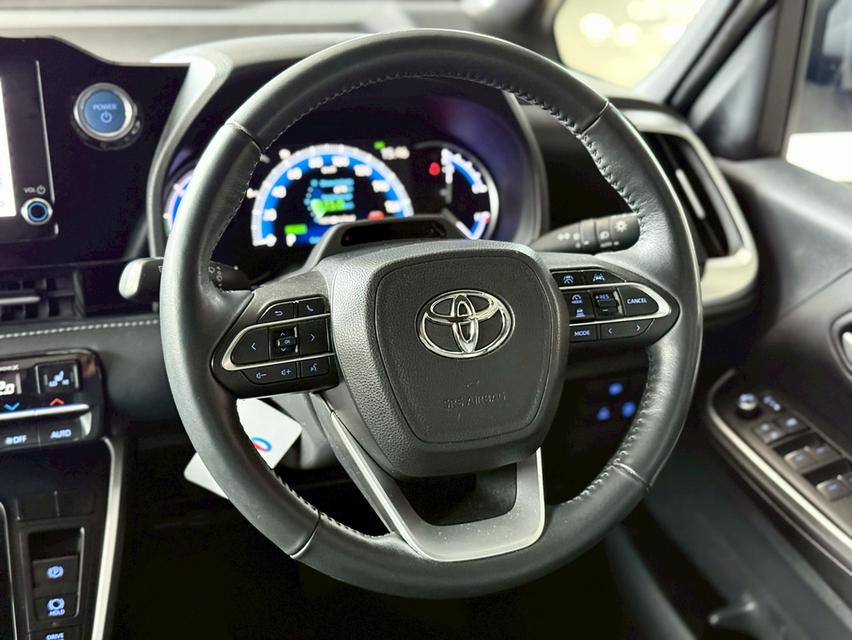 TOYOTA NOAH 1.8 HYBRID SZ E-FOUR 2022 9