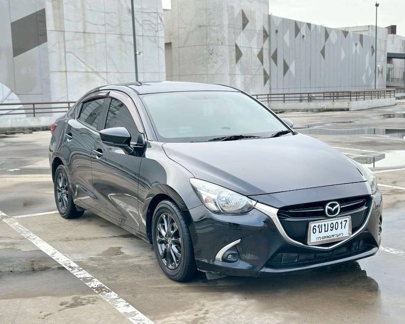 รหัสรถ QT9017 Mazda2 Skyactive 1.3 Sport High connect เกียร์ Auto สีดำ ปี2017 4