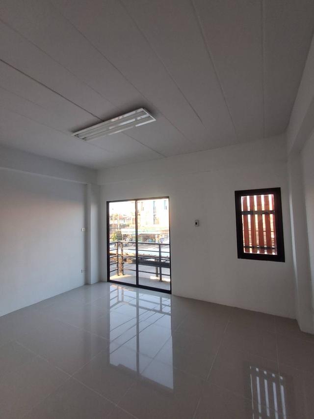 อาคารพาณิชย์ 2 หลังคู่ 3