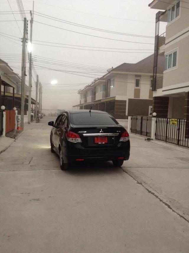 ทาวเฮ้าส์ หมู่บ้านโฮมอินทาวน์ พานทอง ชลบุรี 3