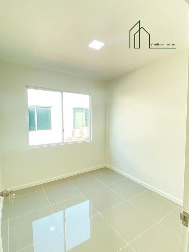 ทาวน์เฮาส์ 2 ชั้น หมู่บ้านเดอะทรัสต์ทาวน์ วงแหวน–ลำลูกกา  ราคาเพียง 1,880,000 บาท  รหัสทรัพย์ BT69015  หมู่บ้านเดอะทรัสต์ทาวน์ วงแหวน-ลำลูกกา 12