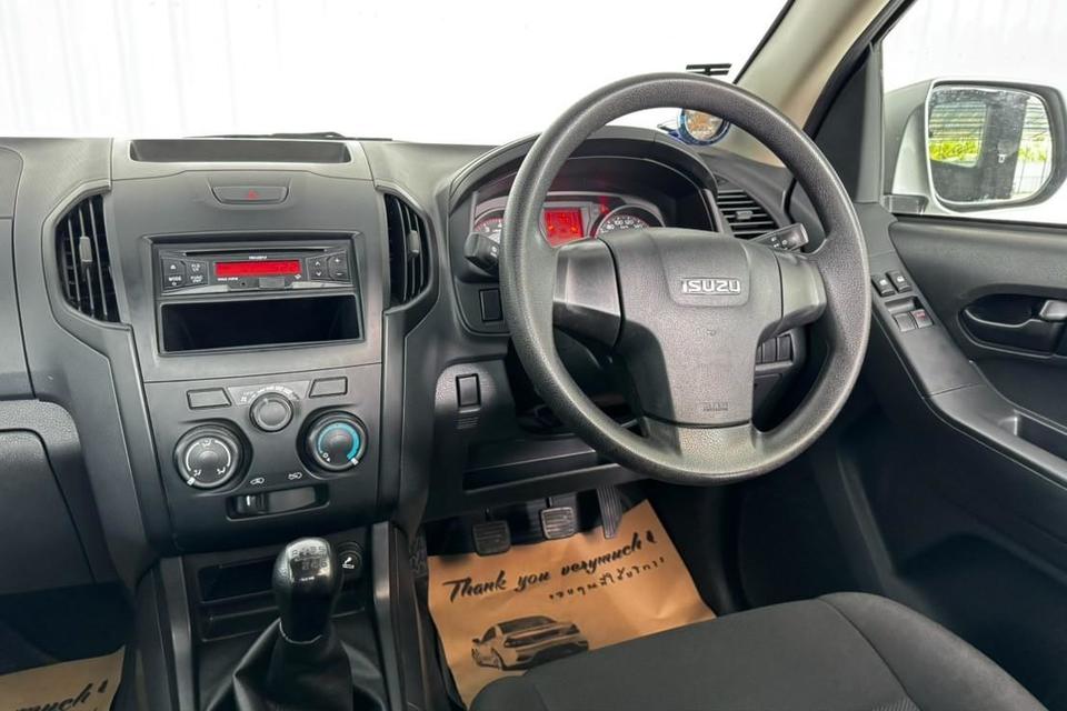 Isuzu D-Max 1.9S ดีเซล เกียร์ธรรมดา ปี2019 13