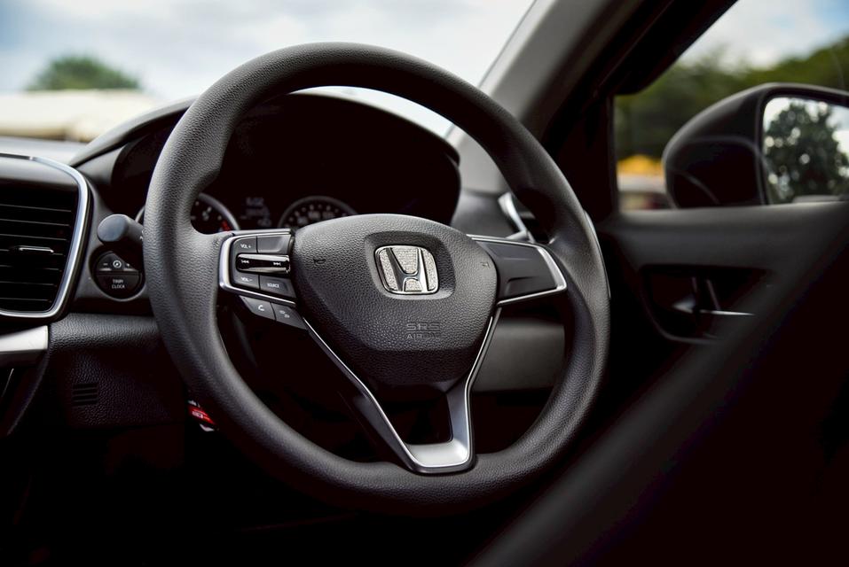 รหัสรถ CBL2307 HONDA CITY 1.0 V Turbo AT 2021 12