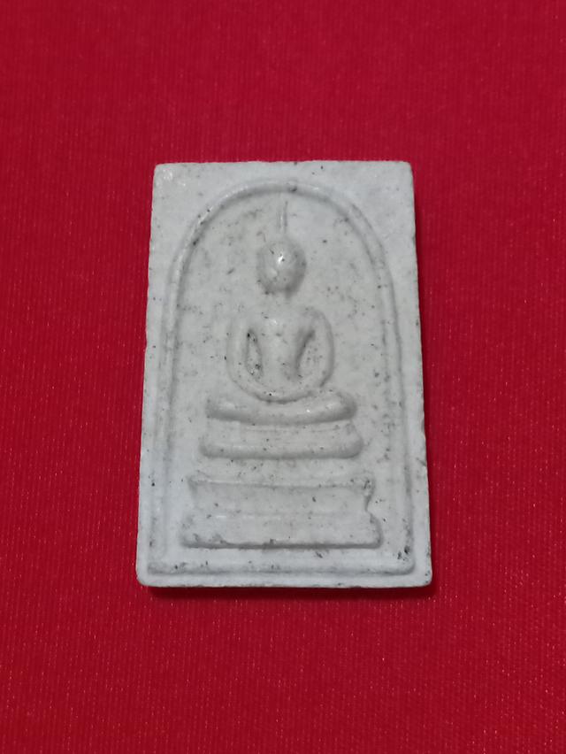 พระสมเด็จวัดเจ้าอาม รุ่นทิพย์มงคล (ผสมไม้ช่อฟ้าพระอุโบสถวัดระฆังฯ) บางขุนพรหม ปี2535