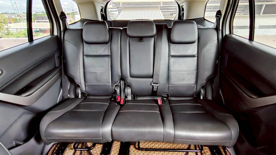 ขาย Ford Everest 2.2Titanium ปี17 14